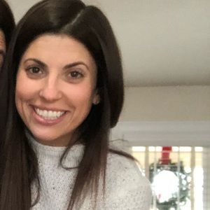 Meet your Posher, Monica